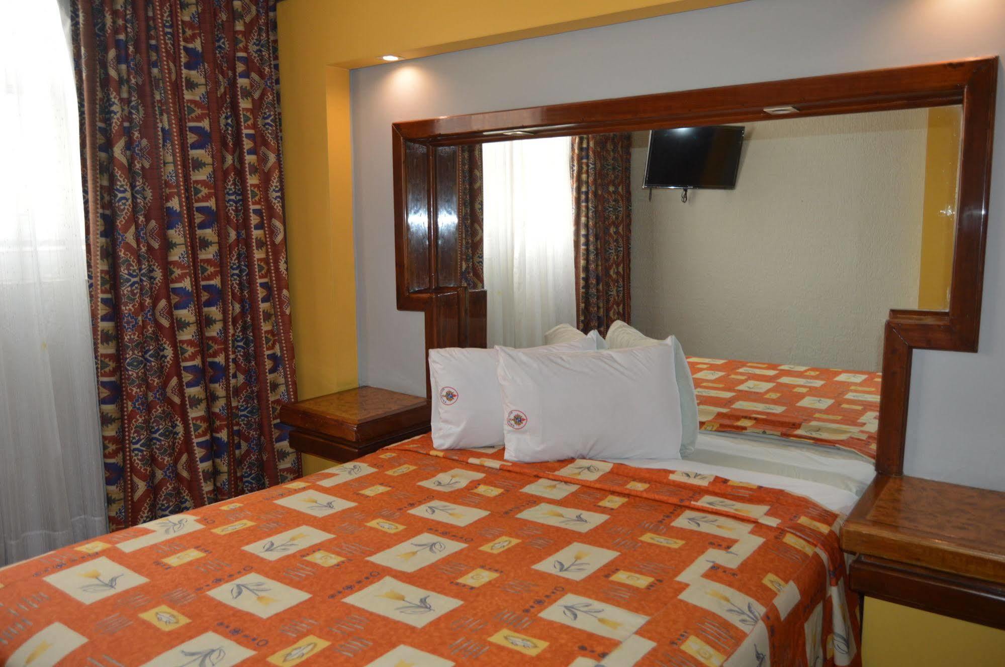 Hotel Mina مدينة مكسيكو المظهر الخارجي الصورة
