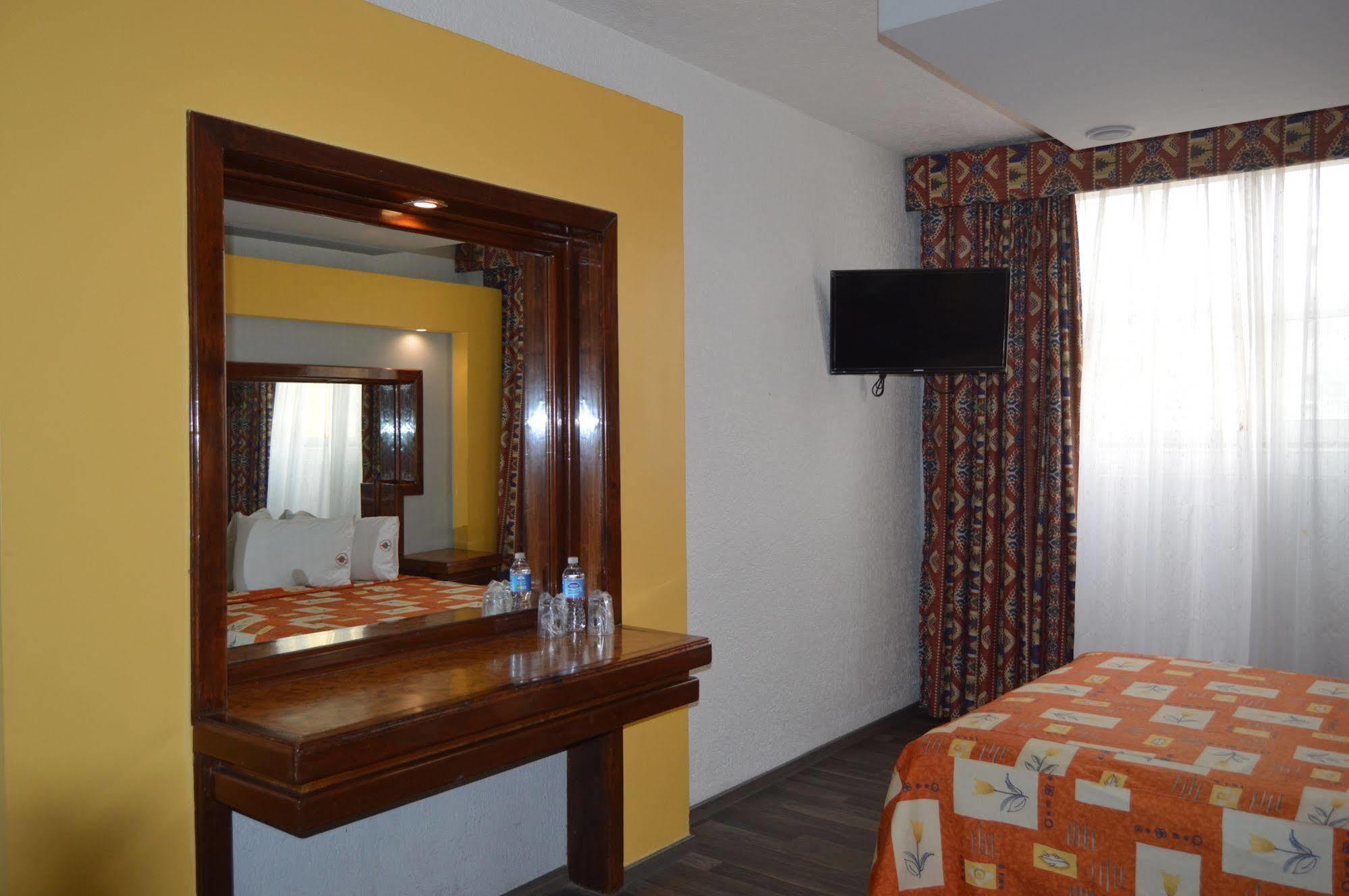 Hotel Mina مدينة مكسيكو المظهر الخارجي الصورة