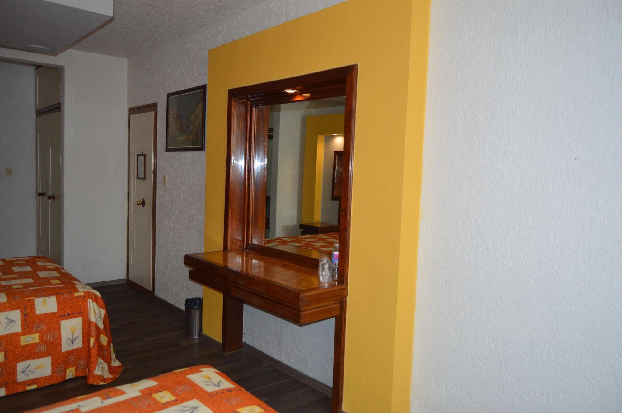 Hotel Mina مدينة مكسيكو المظهر الخارجي الصورة